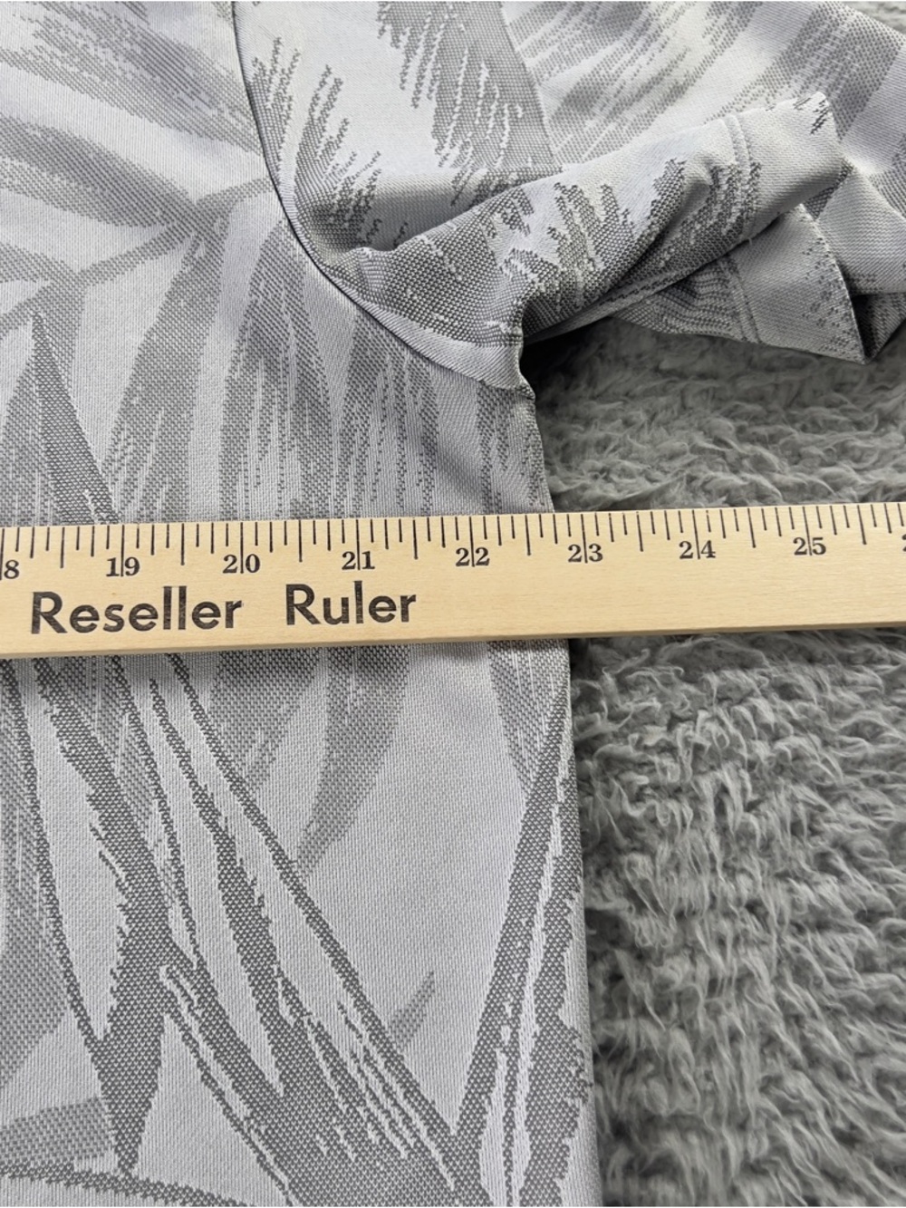 Tommy Bahama Shirt Mens Large Gray Islandzone Button Short Sleeve Tropical - Picture 6 of 10